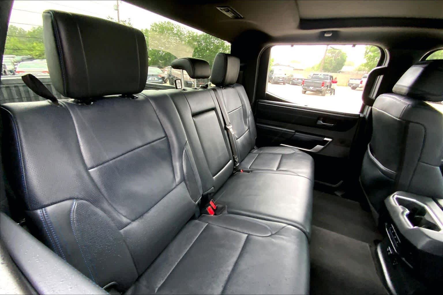 Used 2024 Toyota Tundra Platinum AWD/4WD image 20
