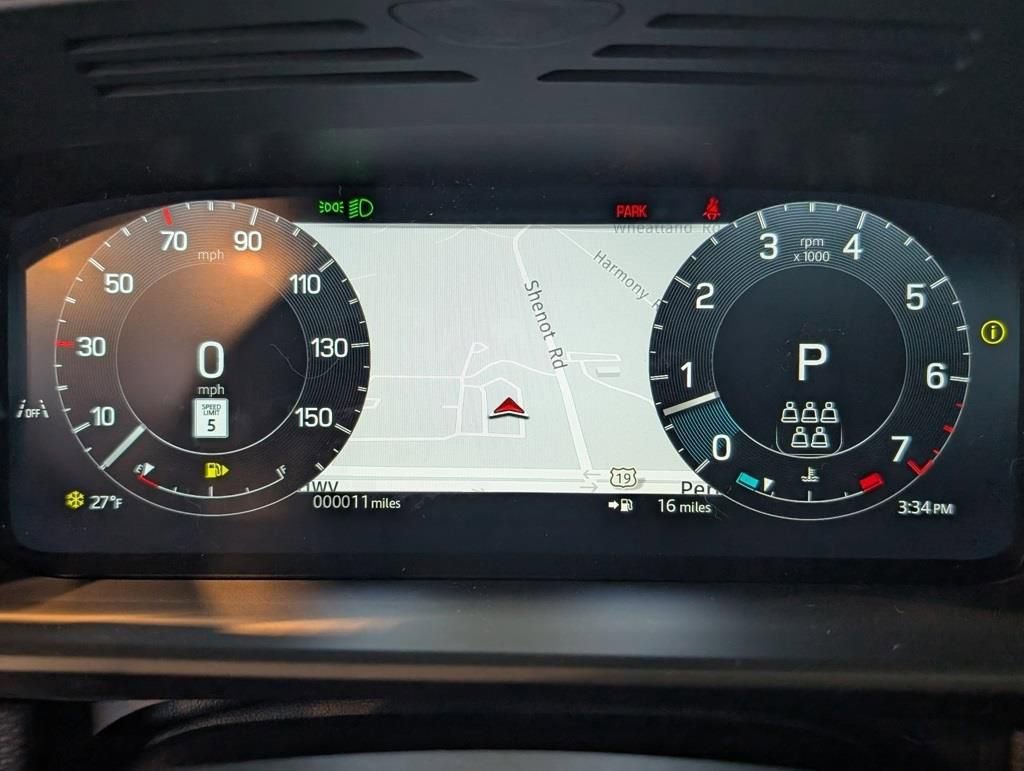 New 2026 Land Rover Discovery Limited Edition image 16