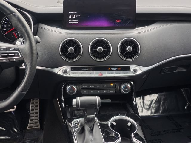 Used 2023 Kia Stinger GT-Line w/ Sun & Sound Package AWD/4WD image 28