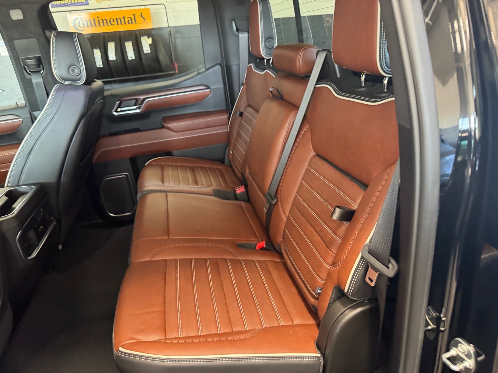 Used 2023 GMC Sierra 1500 Denali Ultimate image 12