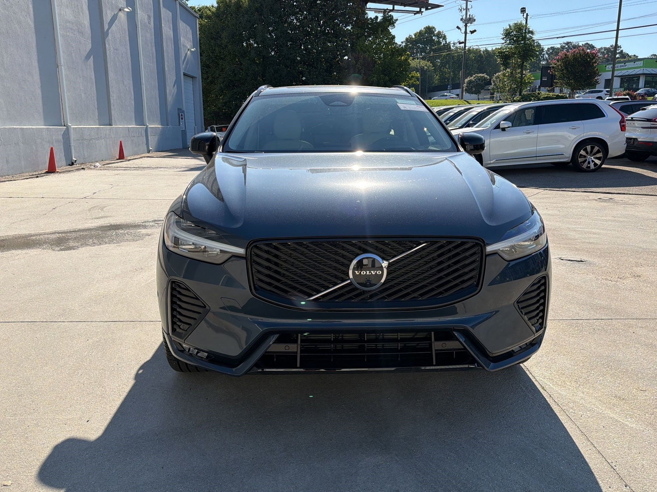 New 2026 Volvo XC60 B5 Ultra w/ Protection Package Premier AWD/4WD image 6