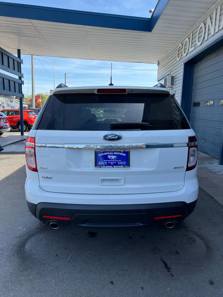 Used 2014 Ford Explorer XLT image 6
