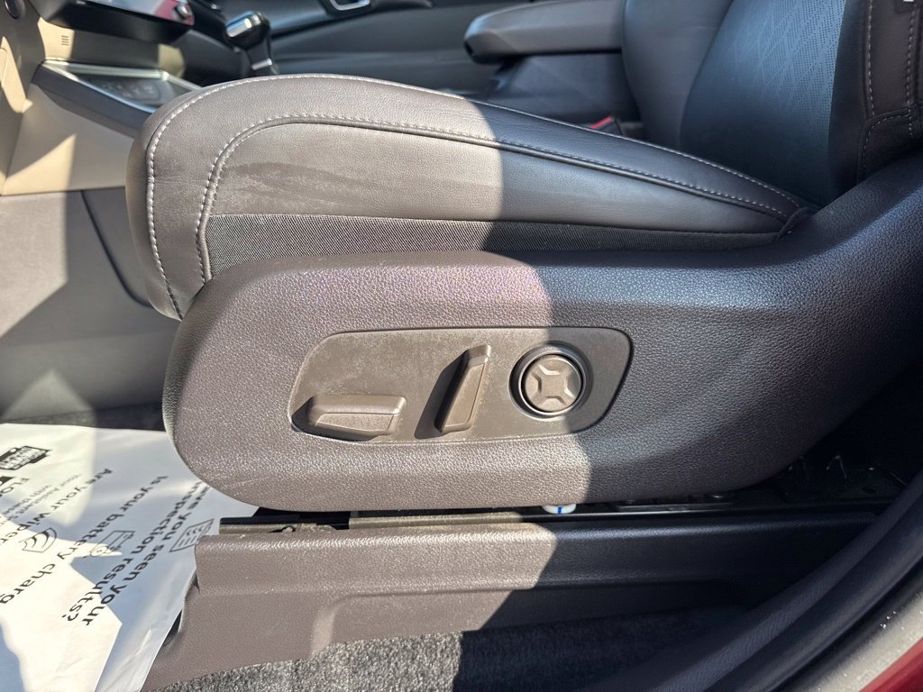 Used 2026 Kia Carnival FWD image 39