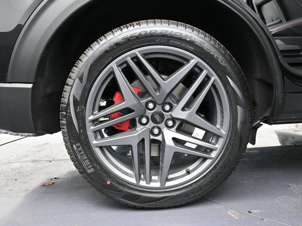 New 2026 Ford Explorer ST-Line image 35