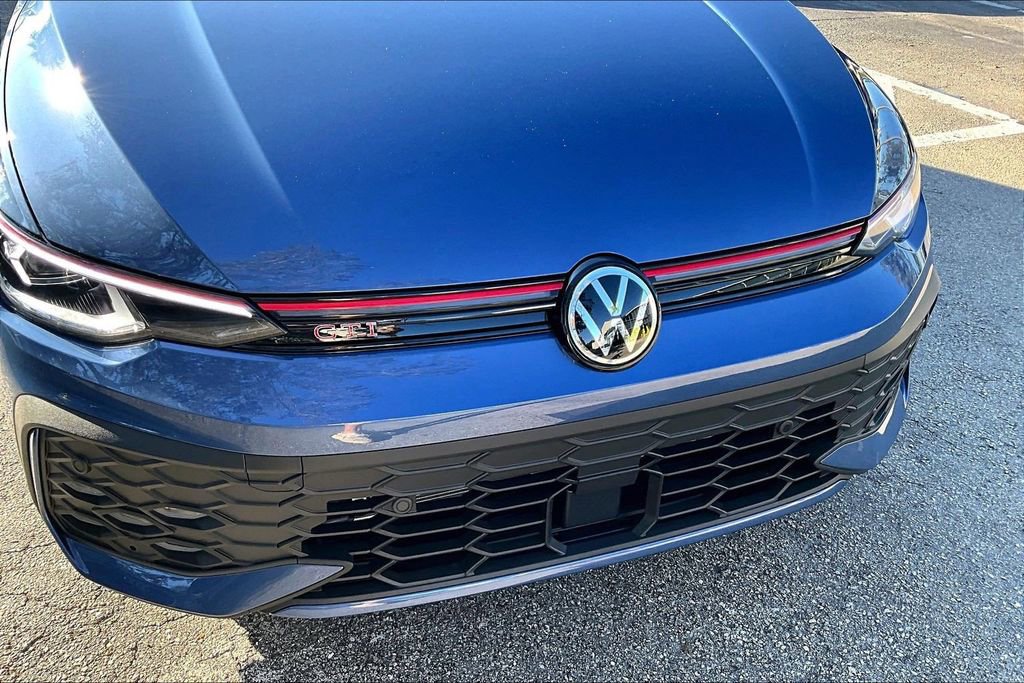 New 2026 Volkswagen GTI SE FWD image 11