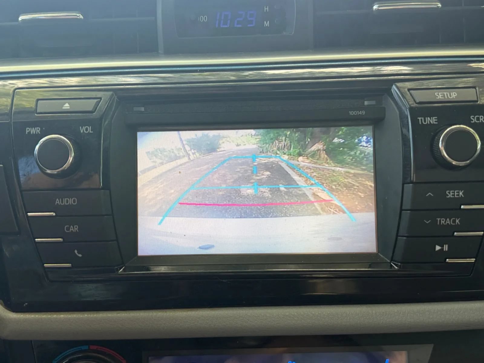Used 2014 Toyota Corolla LE FWD image 22