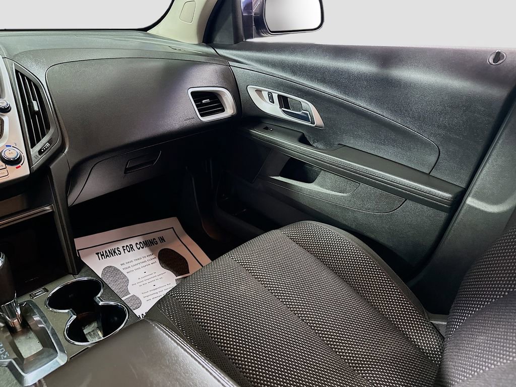 Used 2016 Chevrolet Equinox LT w/ Convenience Package image 21