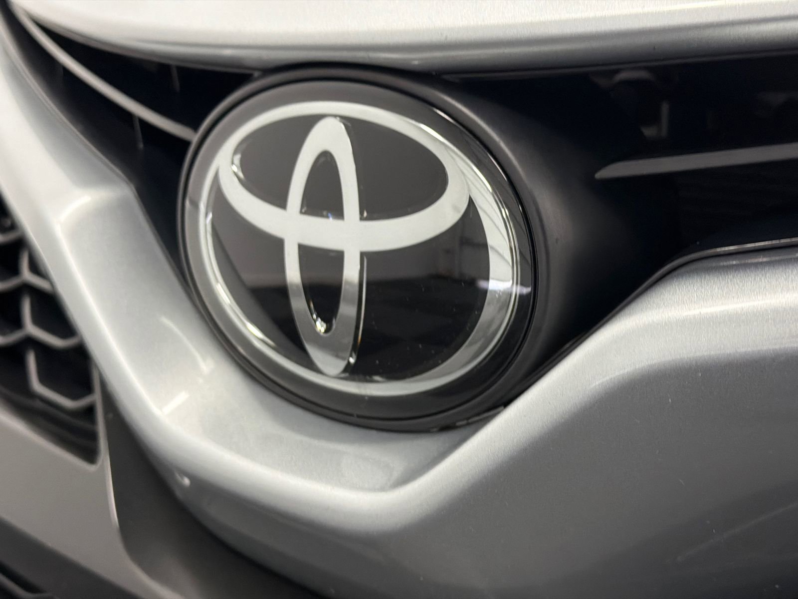 Used 2024 Toyota Camry XSE image 11