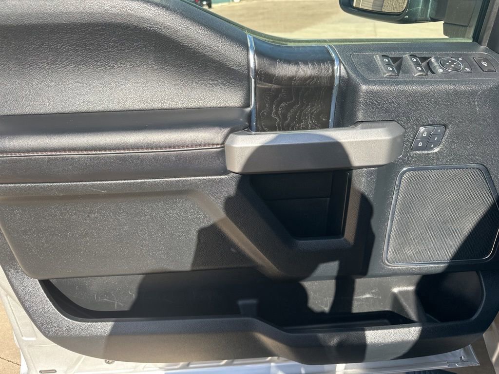 Used 2018 Ford F350 Platinum w/ Platinum Ultimate Package AWD/4WD image 18