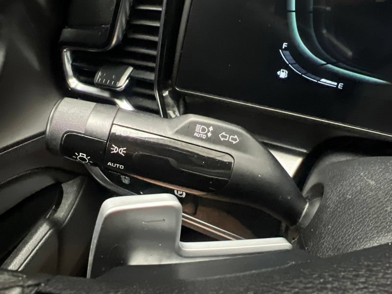 Used 2023 Kia Sportage EX AWD/4WD image 20