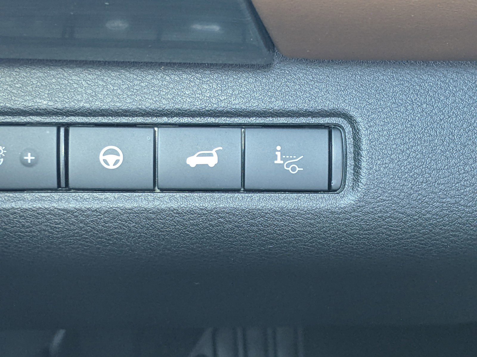 Used 2024 Nissan Pathfinder Platinum w/ Cargo Package image 22