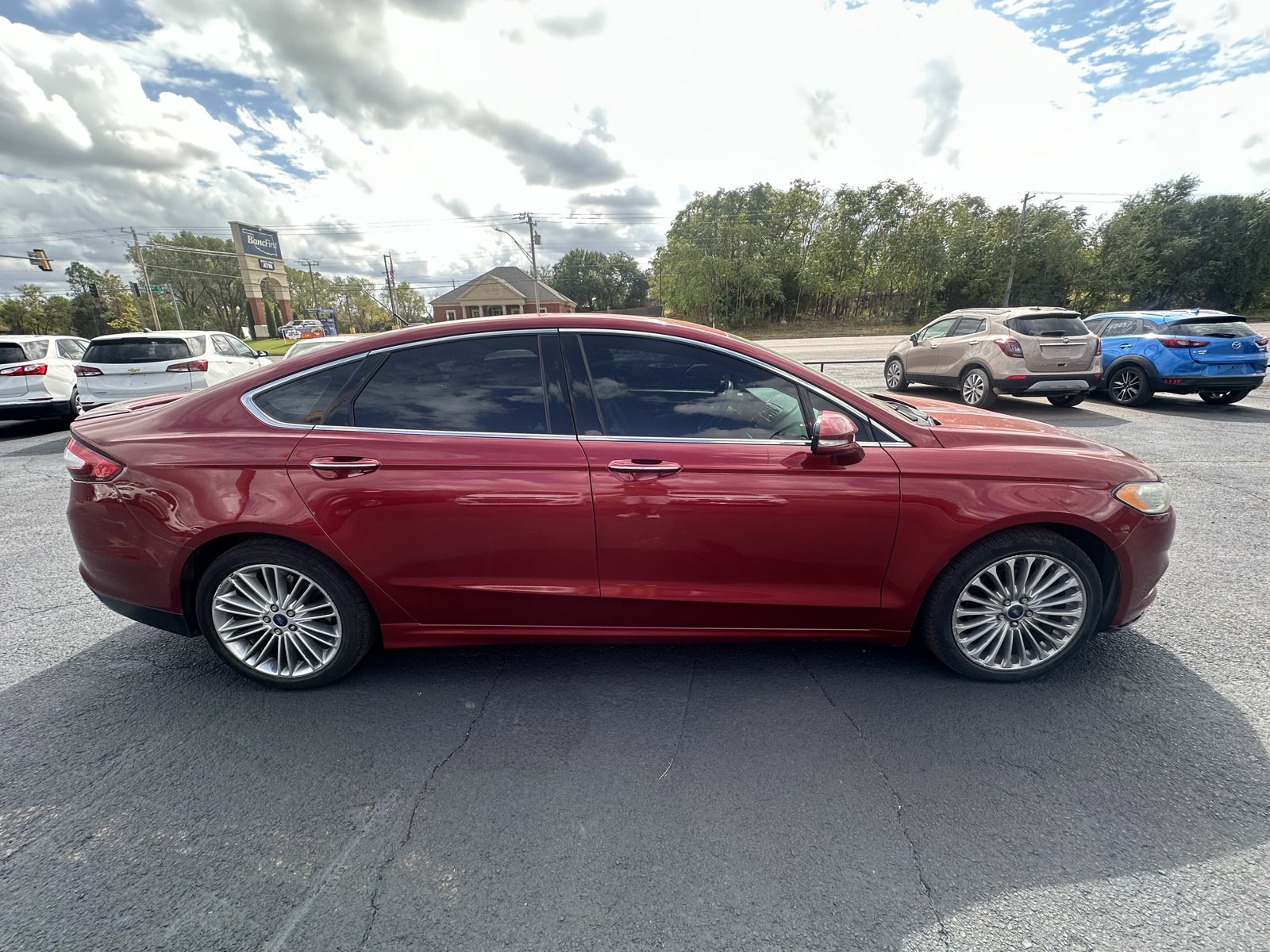 Used 2014 Ford Fusion Titanium FWD image 4
