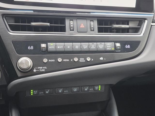 Certified 2025 Lexus ES 350 Ultra Luxury w/ Accessory Package (Z2) image 21