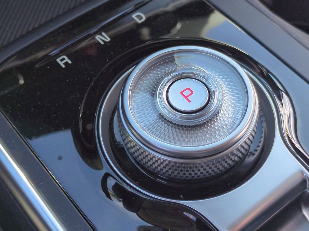 New 2026 Kia Carnival EX FWD image 16