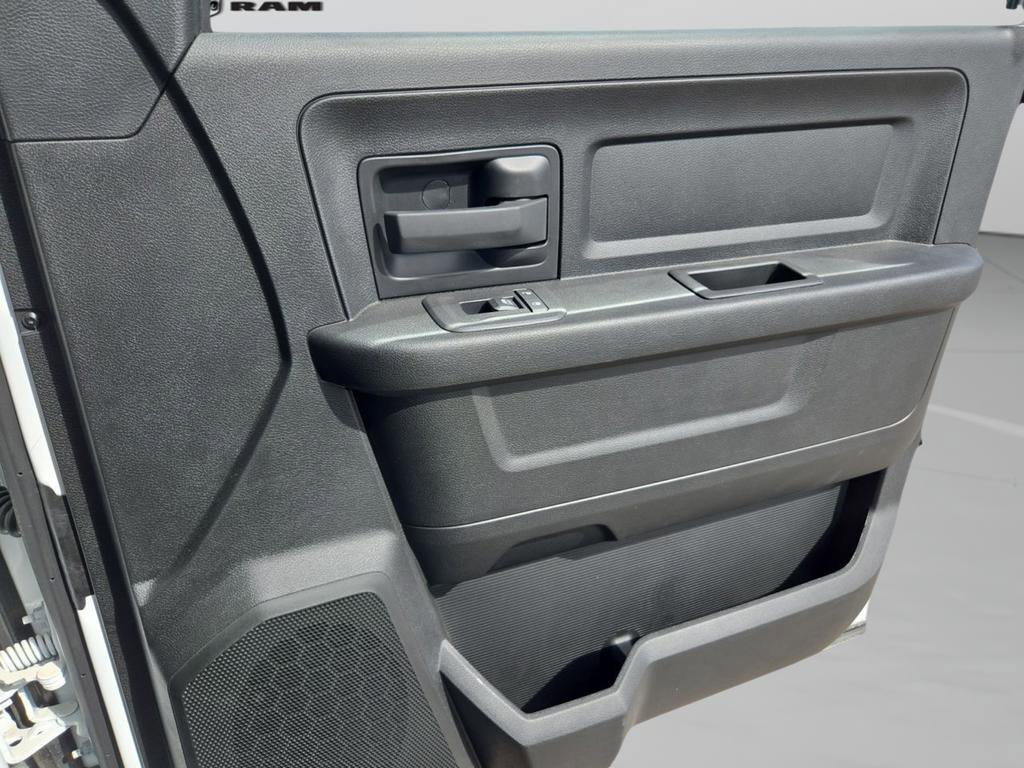 New 2026 RAM 5500 Tradesman w/ Chrome Appearance Group image 32