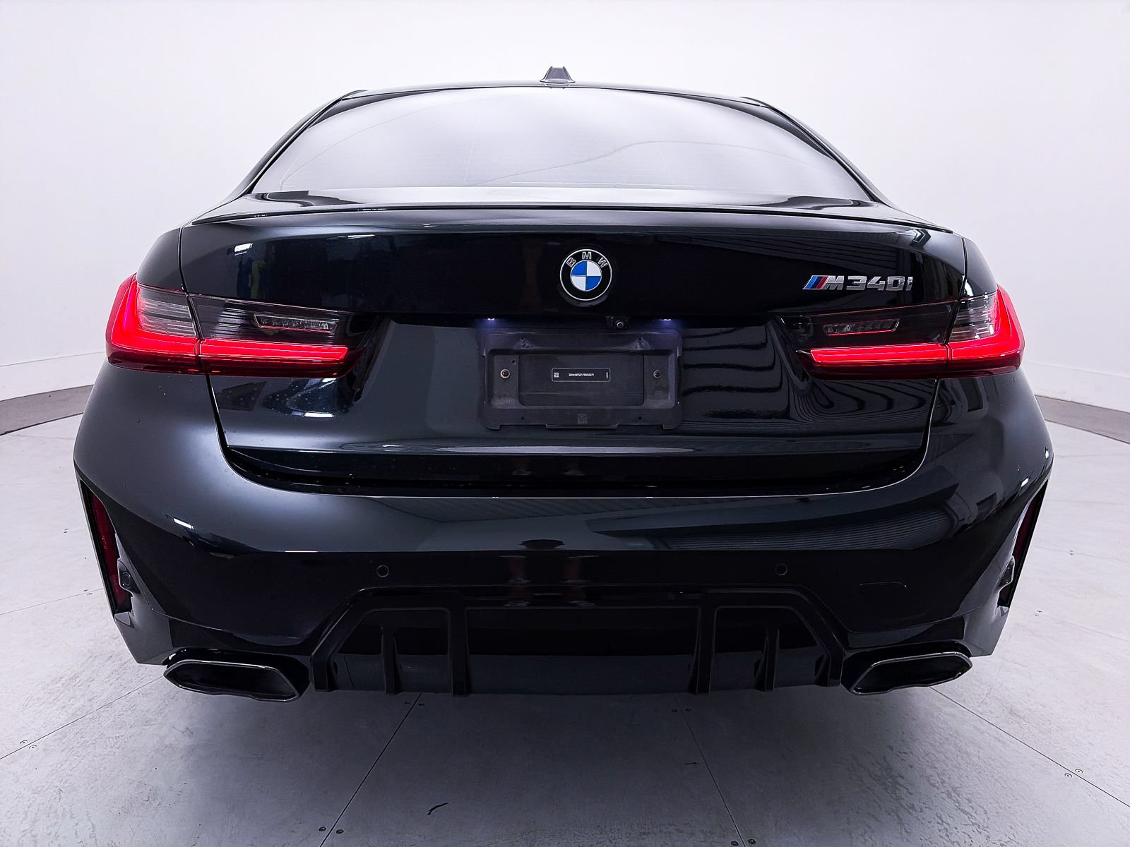 Used 2023 BMW M340i w/ Premium Package RWD image 15