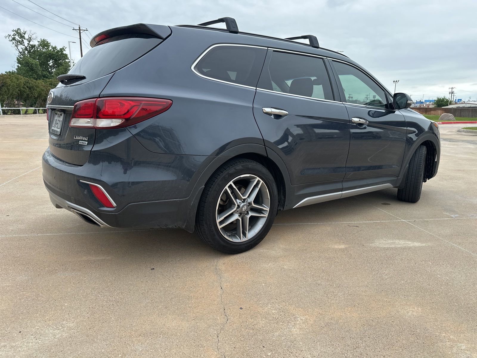 Used 2019 Hyundai Santa Fe XL FWD image 10