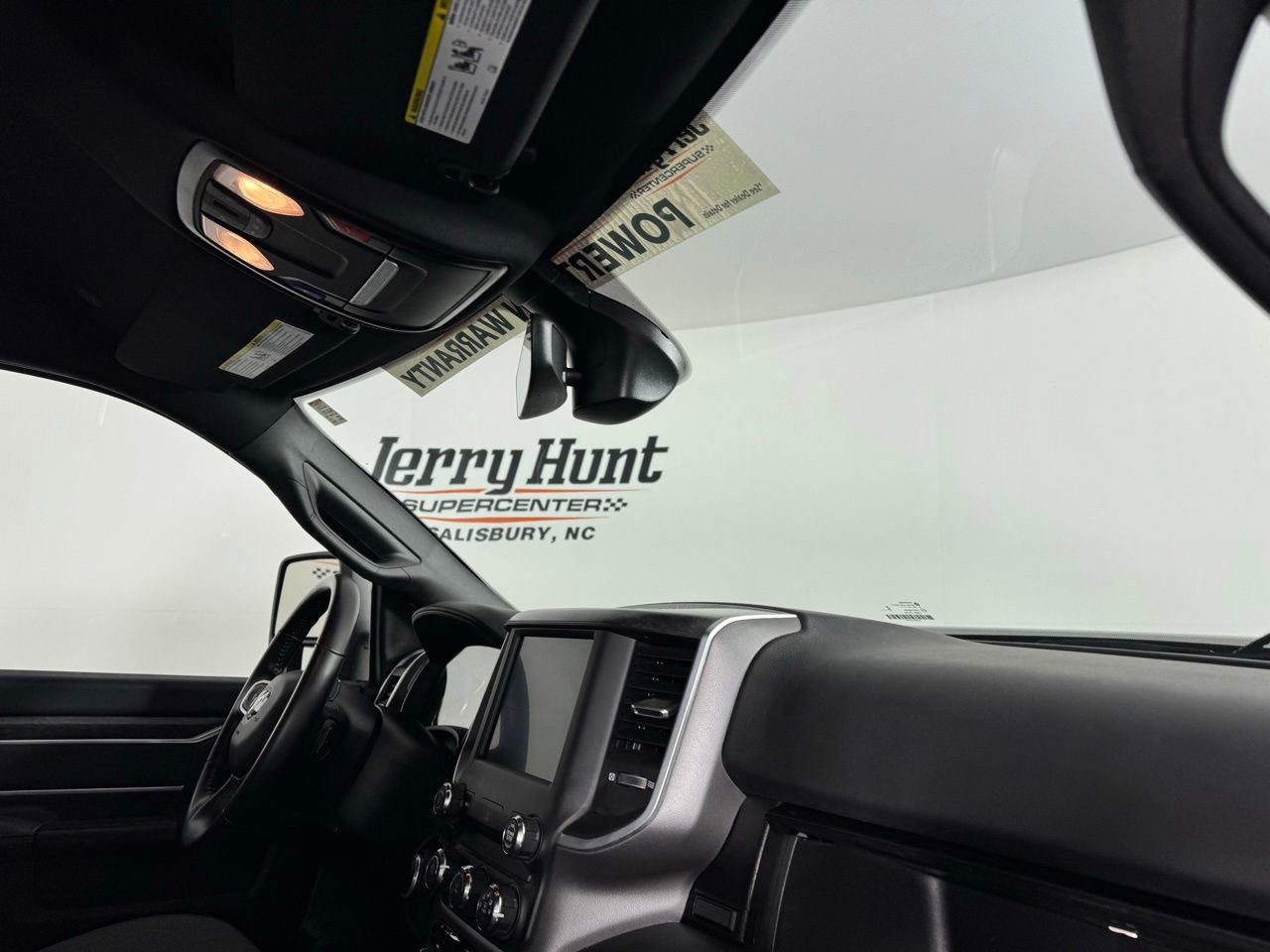 Used 2024 RAM 2500 Big Horn w/ Bed Utility Group image 31