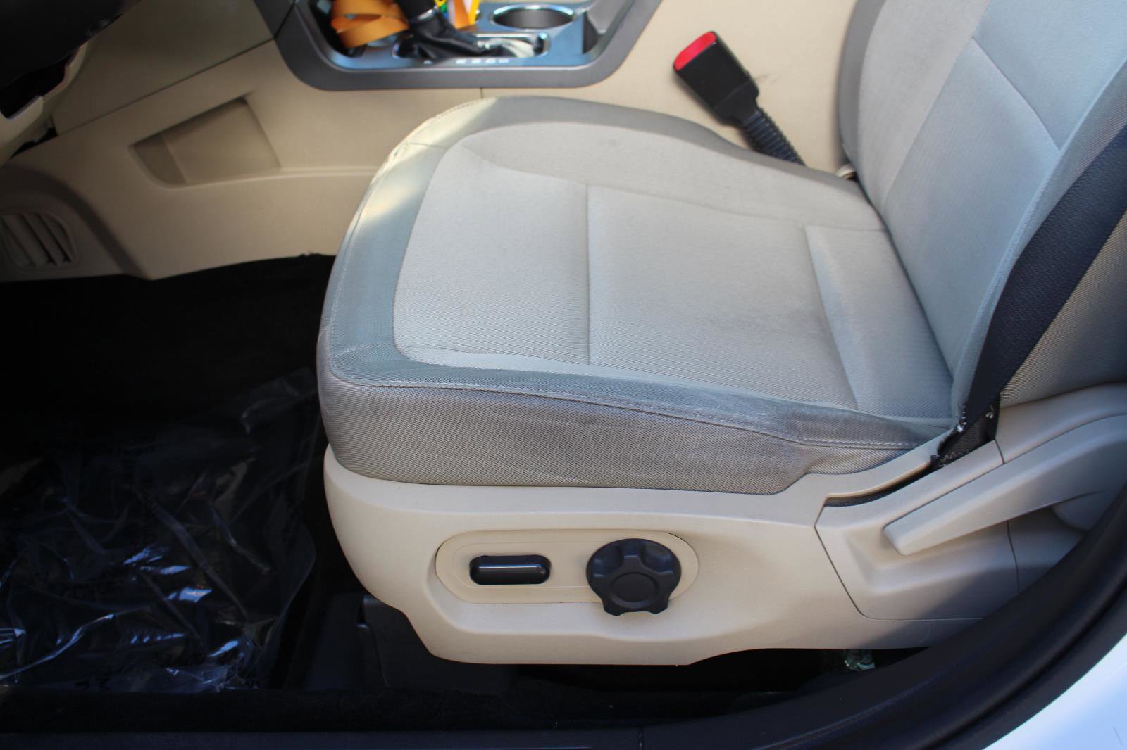 Used 2018 Ford Flex SE image 29