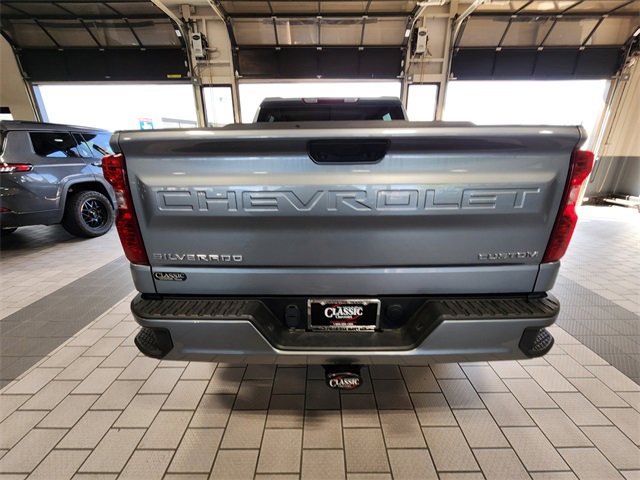 Used 2024 Chevrolet Silverado 1500 Custom RWD image 5