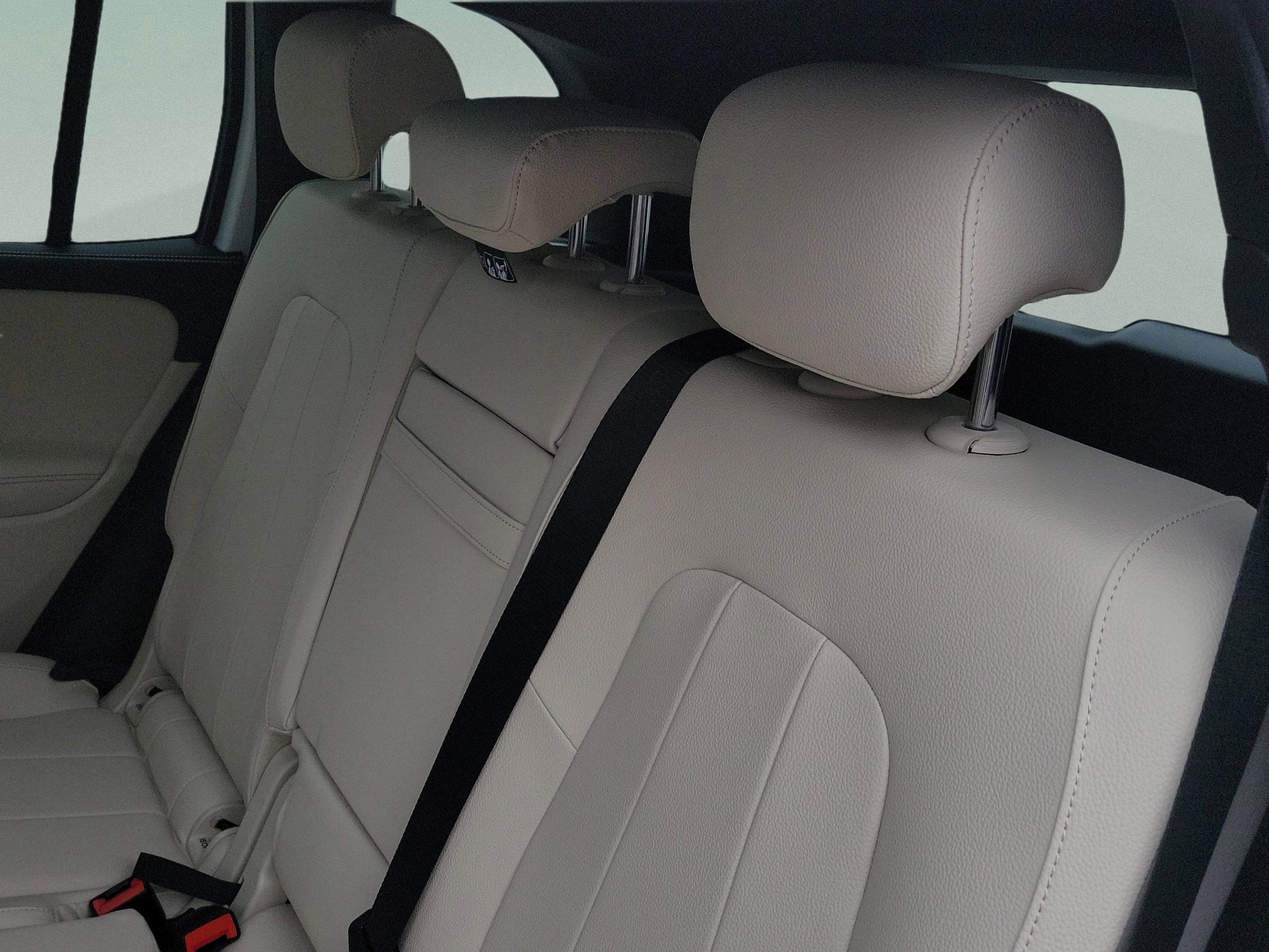Certified 2026 Mercedes-Benz GLB 250 image 9