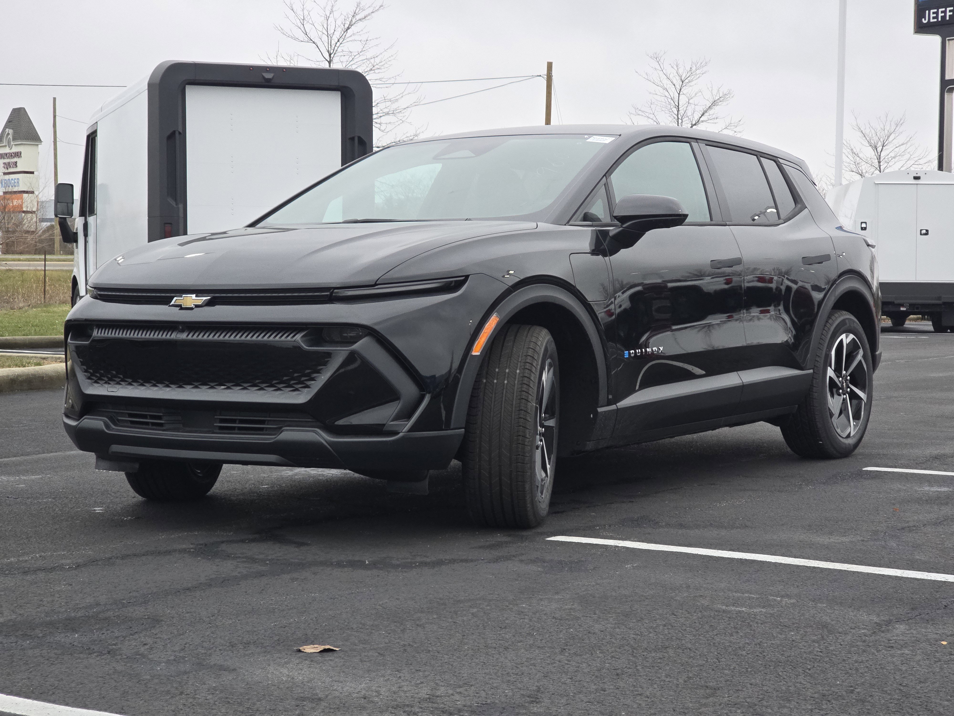 New 2026 Chevrolet Equinox EV LT image 12