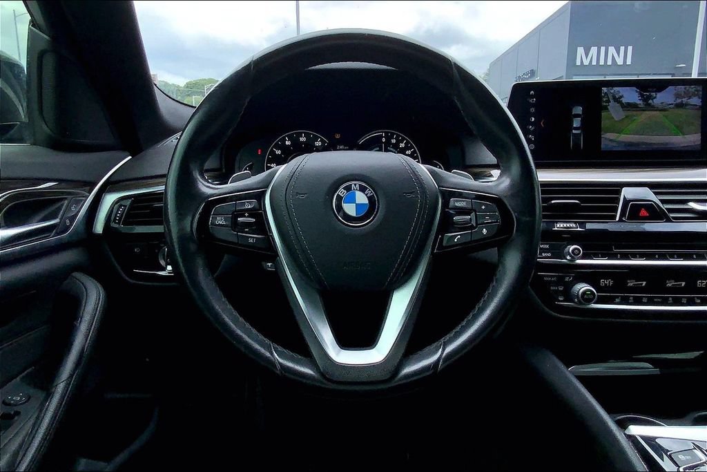 Used 2018 BMW 530e RWD image 5