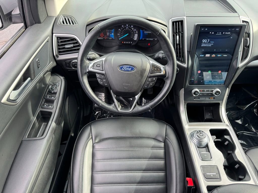 Used 2023 Ford Edge SEL image 17