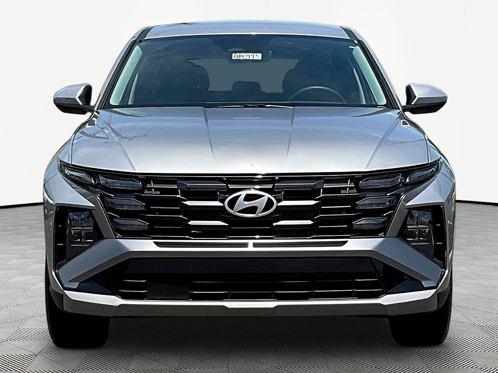 Certified 2025 Hyundai Tucson SE FWD image 2