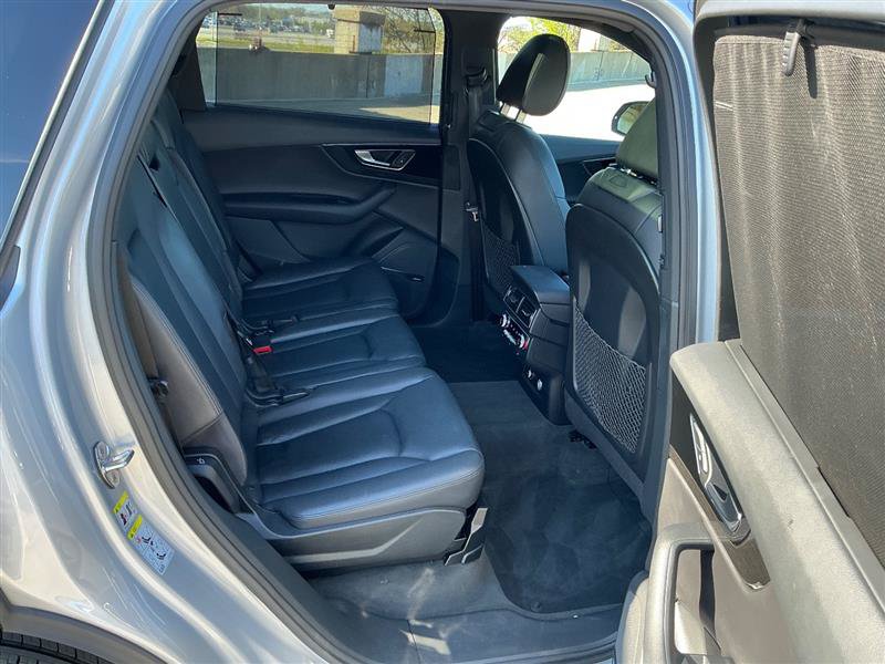 Used 2018 Audi Q7 3.0T Prestige w/ Prestige Package AWD/4WD image 35