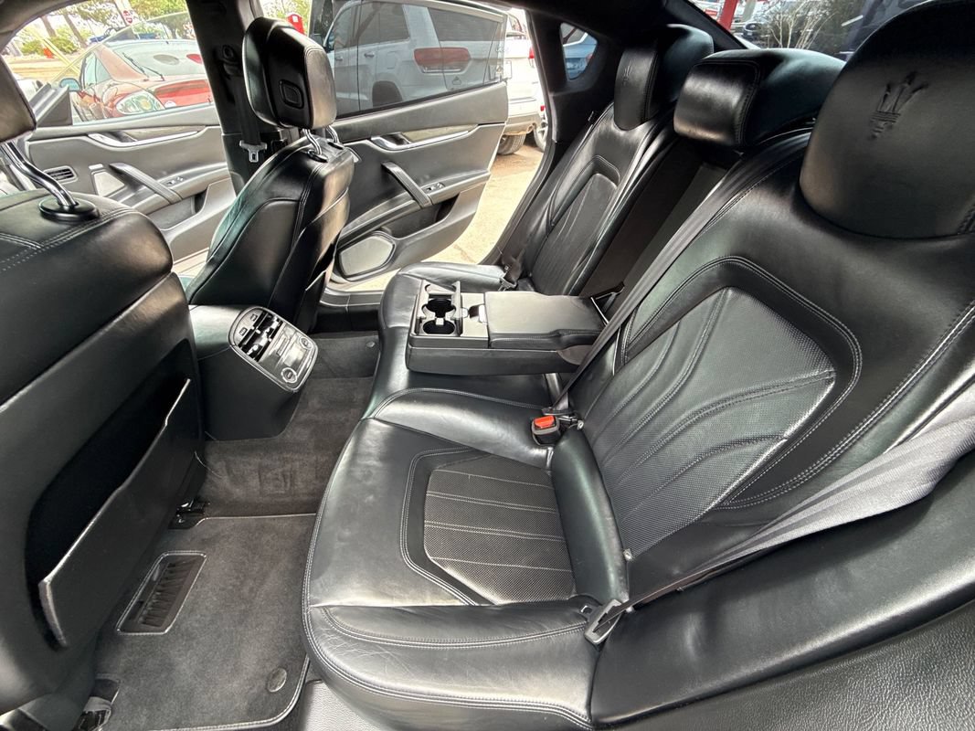 Used 2014 Maserati Quattroporte GTS RWD image 17