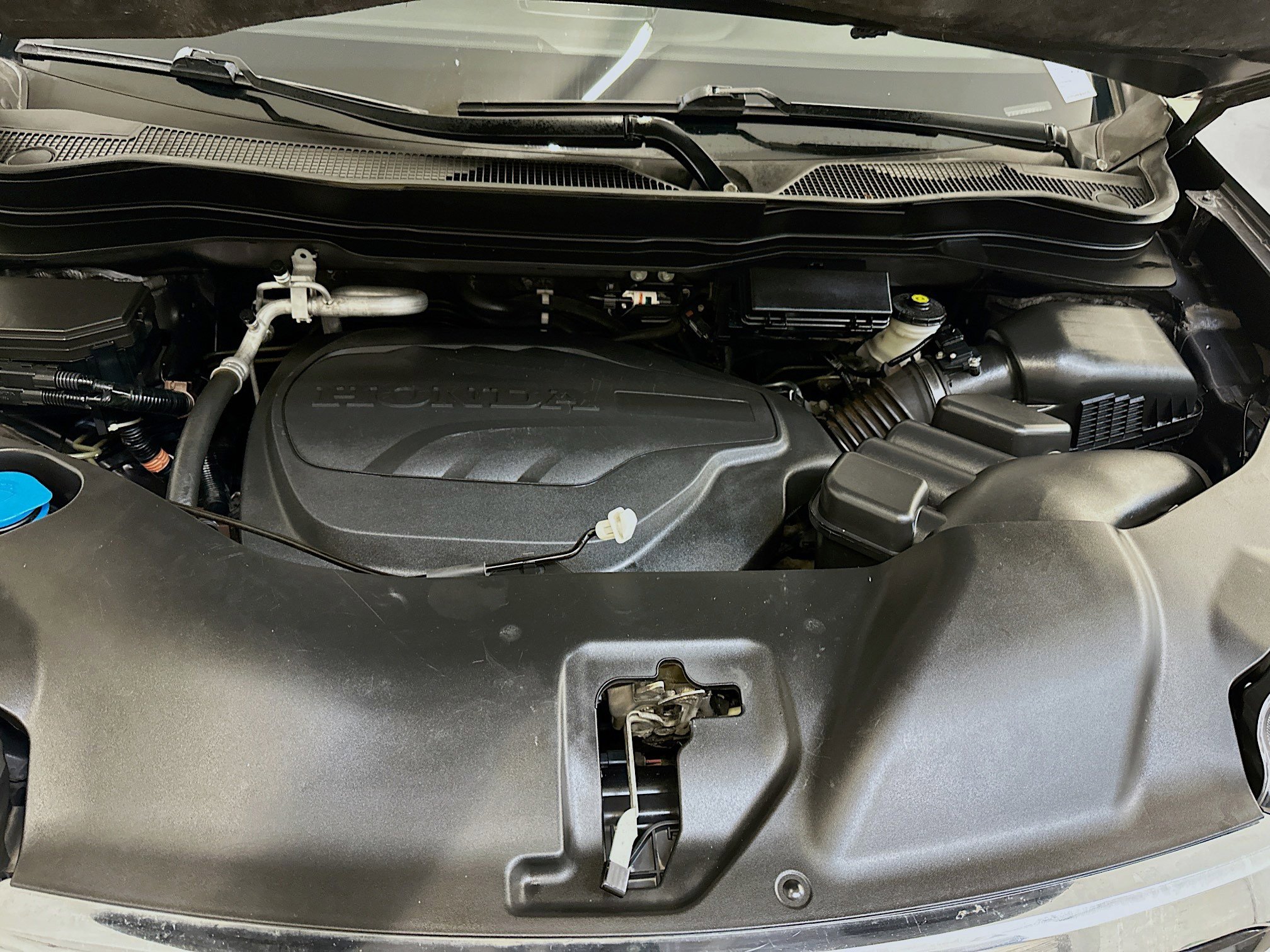 Used 2018 Honda Pilot Touring image 37
