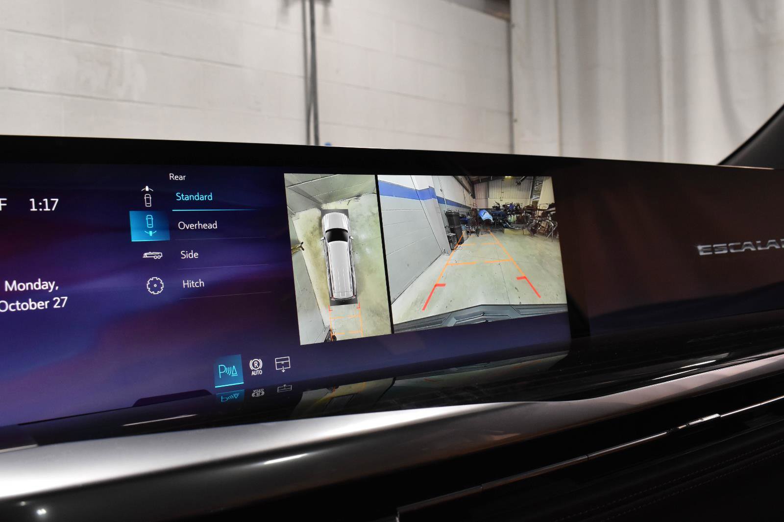 New 2026 Cadillac Escalade ESV Luxury w/ Touring Package image 12