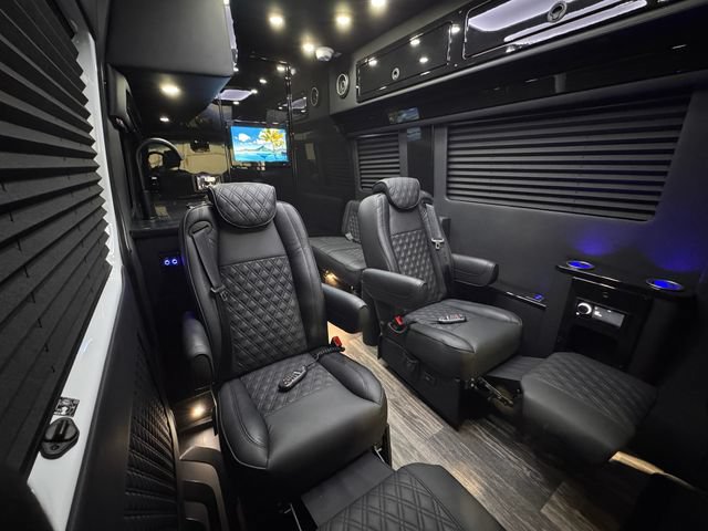 New 2025 Mercedes-Benz Sprinter 2500 image 3