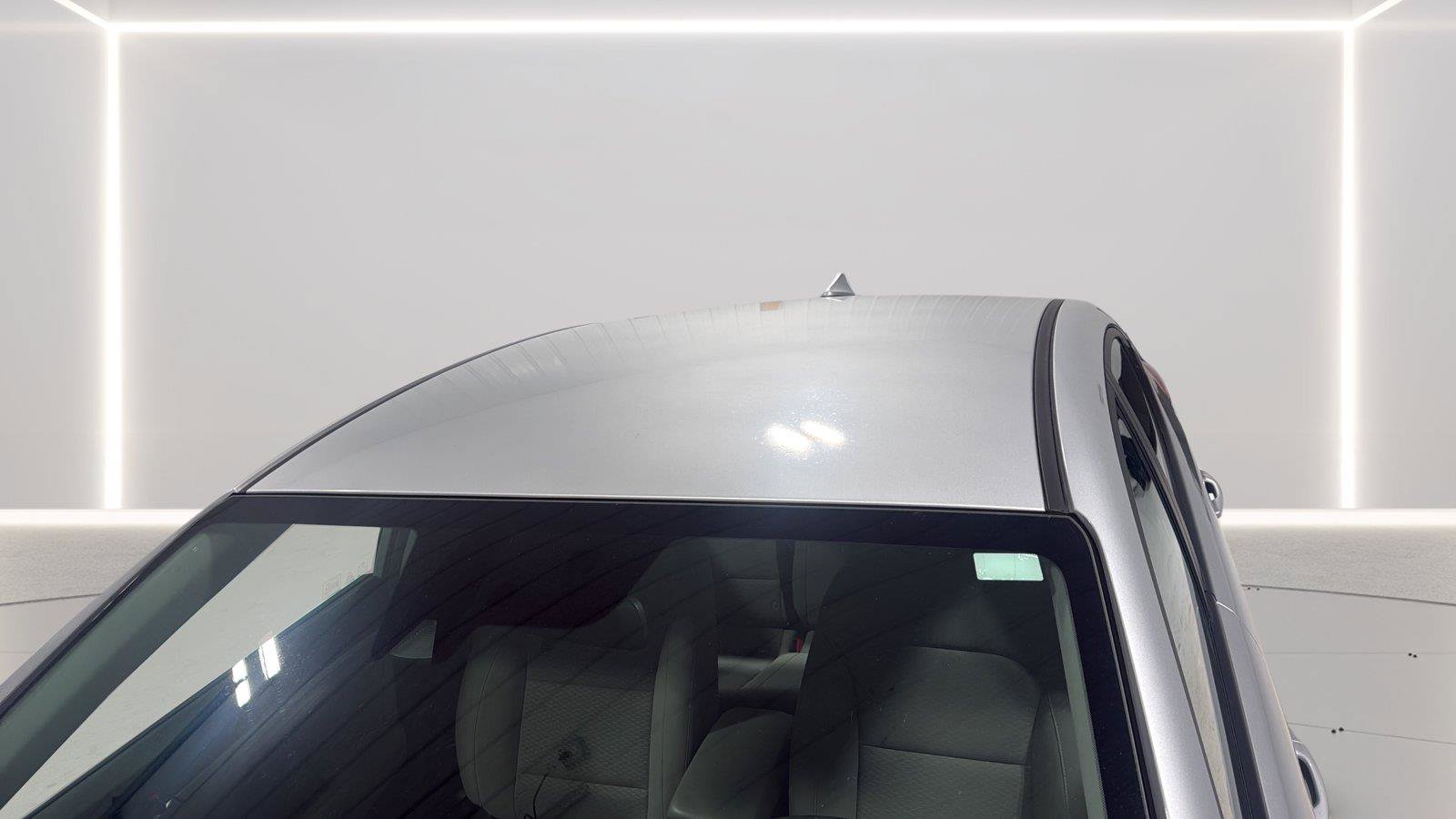 Used 2020 Hyundai Elantra SEL FWD image 30