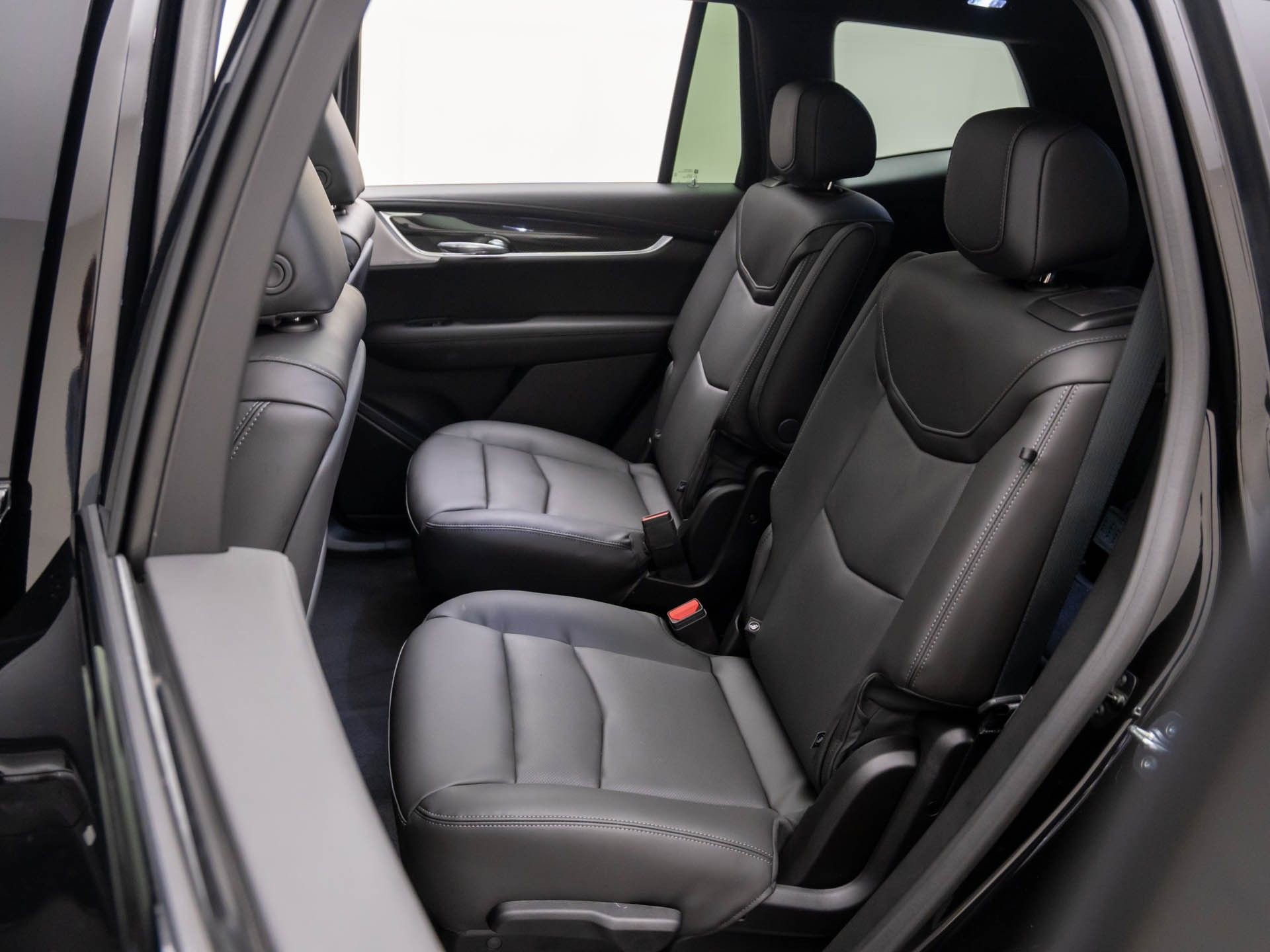 New 2025 Cadillac XT6 Sport image 20