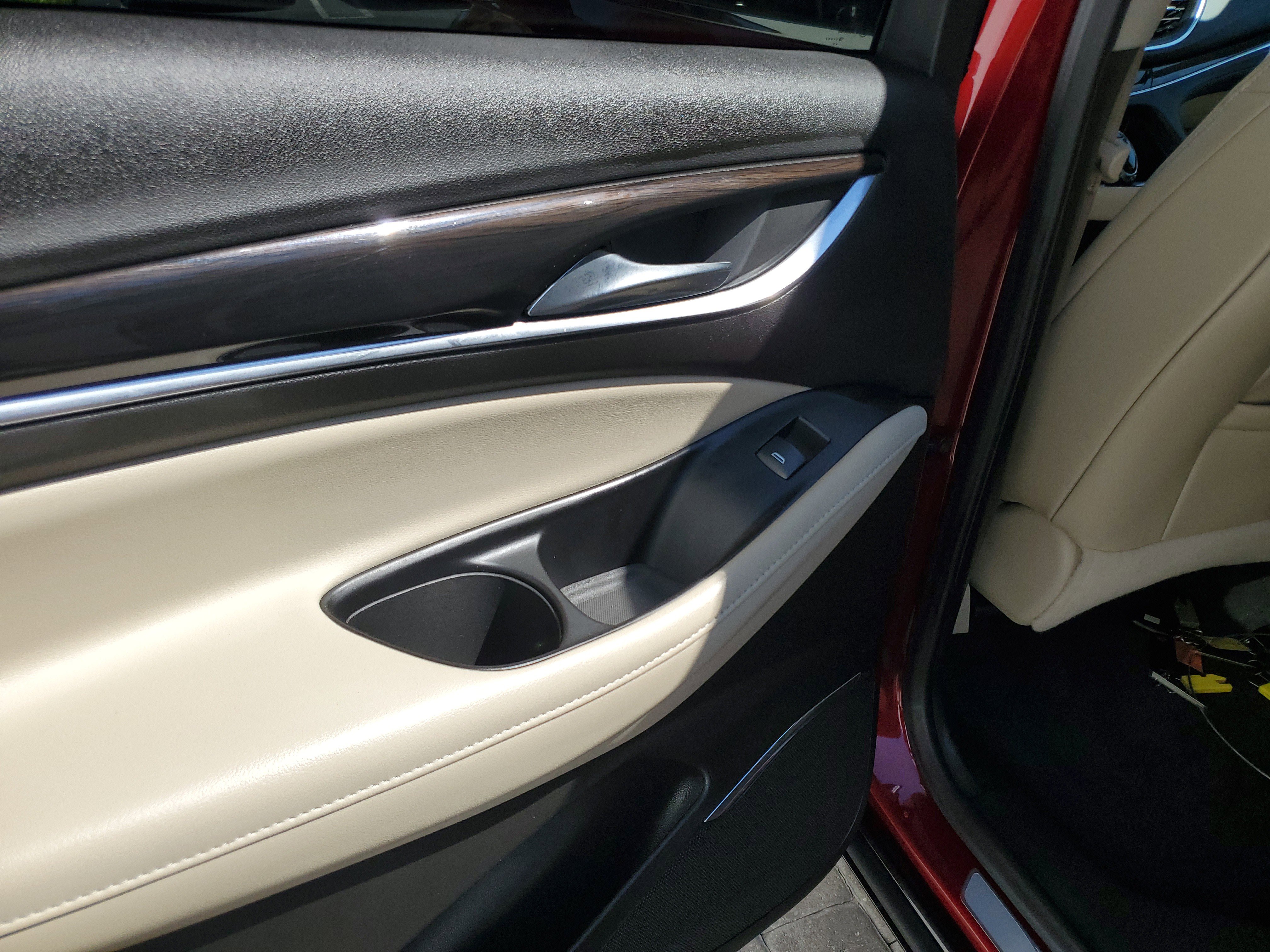 Used 2020 Buick Enclave Essence w/ Sound and Sites Package image 12