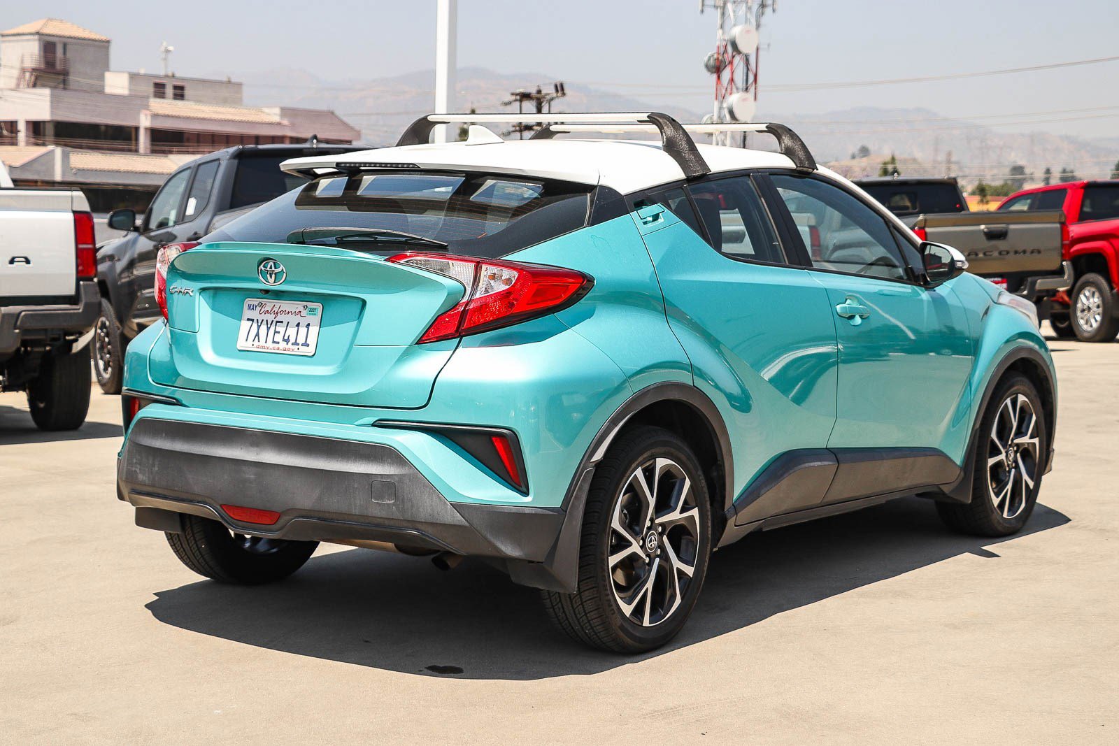 Certified 2018 Toyota C-HR XLE FWD image 7
