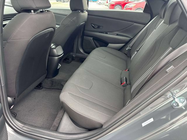 Certified 2025 Hyundai Elantra Sport FWD image 11