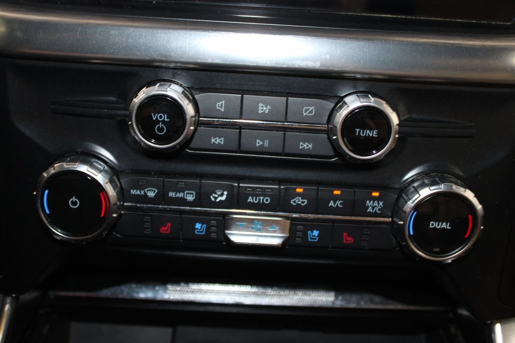 Used 2022 Ford F150 Lariat w/ Trailer Tow Package AWD/4WD image 43