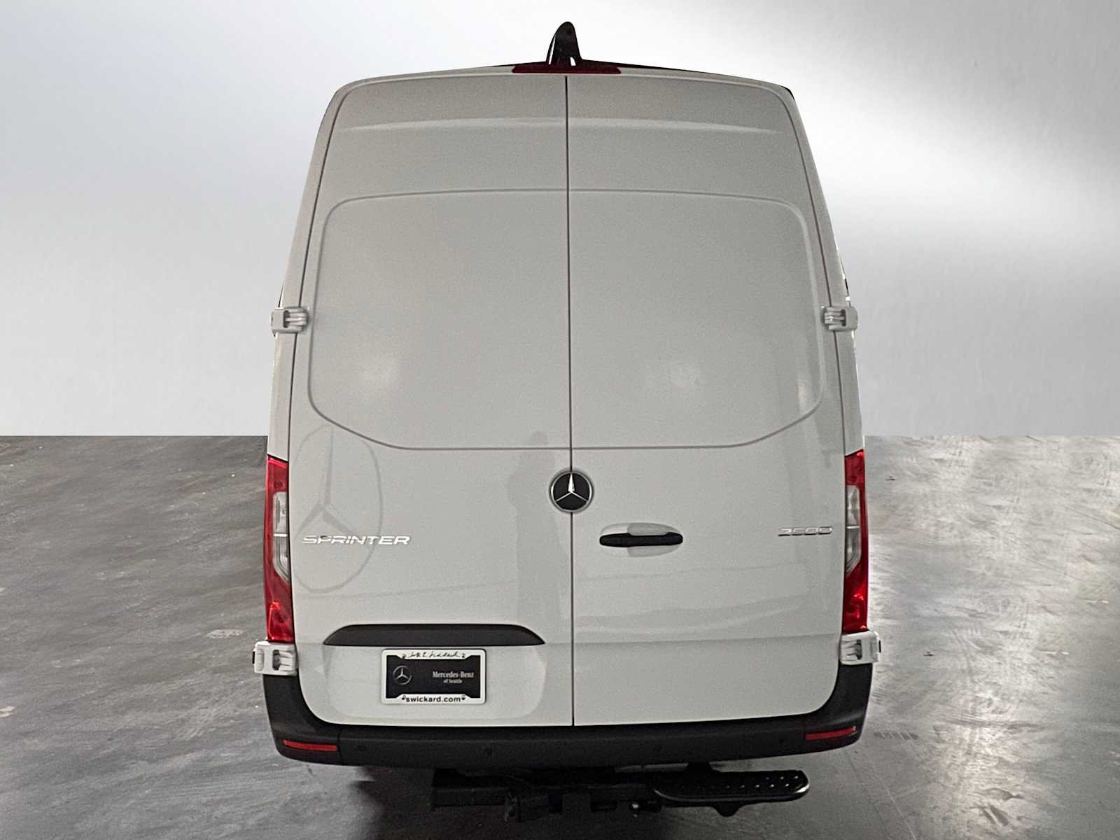 Used 2026 Mercedes-Benz Sprinter 2500 image 4
