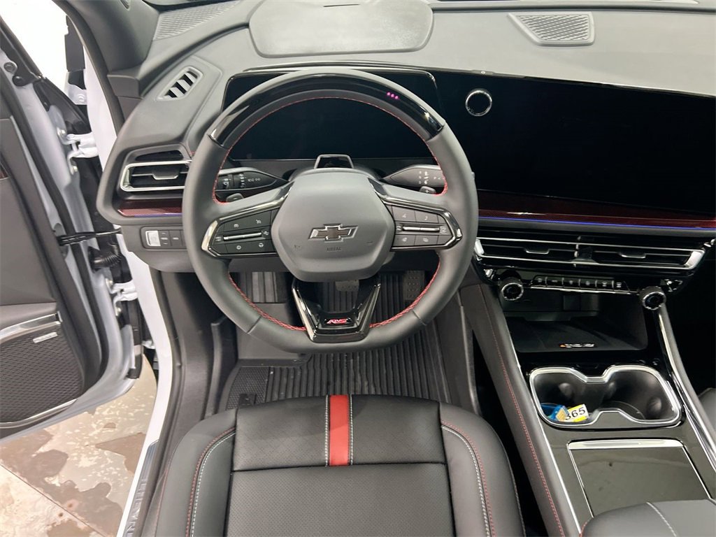 New 2026 Chevrolet Traverse RS w/ LPO, Floor Liner Package image 21