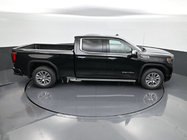 Used 2026 GMC Sierra 1500 Denali AWD/4WD image 16