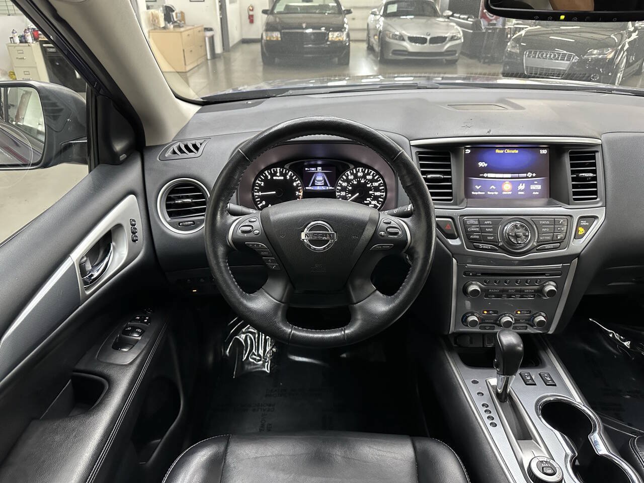 Used 2020 Nissan Pathfinder SL AWD/4WD image 21