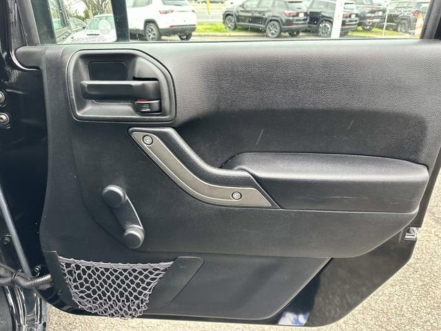 Used 2017 Jeep Wrangler Unlimited Sport w/ Connectivity Group image 8