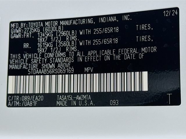 Certified 2024 Toyota Grand Highlander AWD image 16