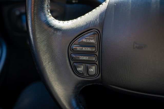 Used 2002 Lincoln Blackwood image 32