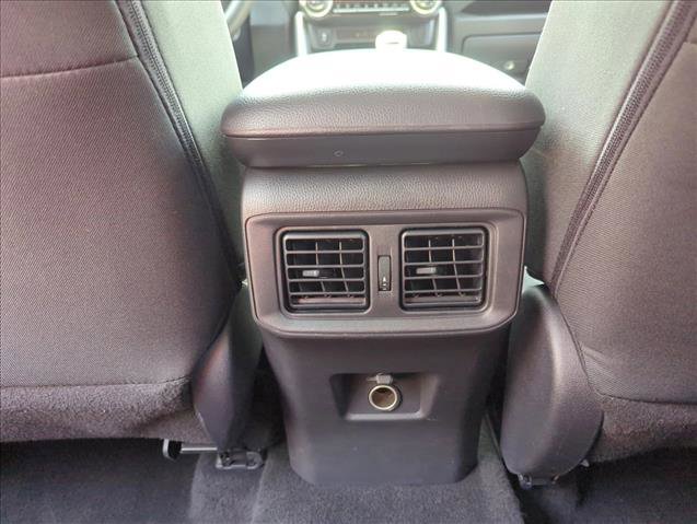 Used 2025 Toyota RAV4 LE AWD/4WD image 23