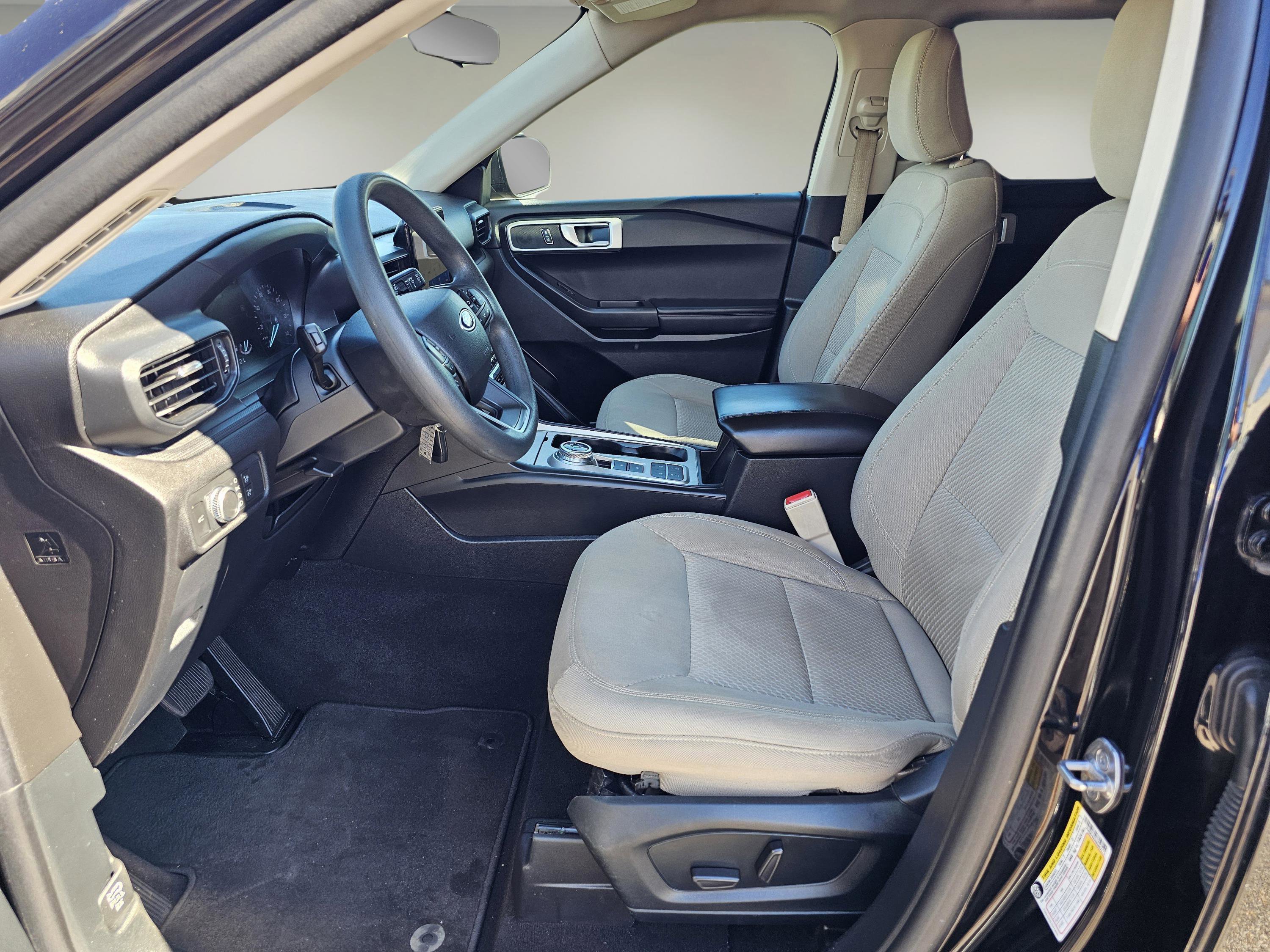 Used 2021 Ford Explorer 2WD image 10