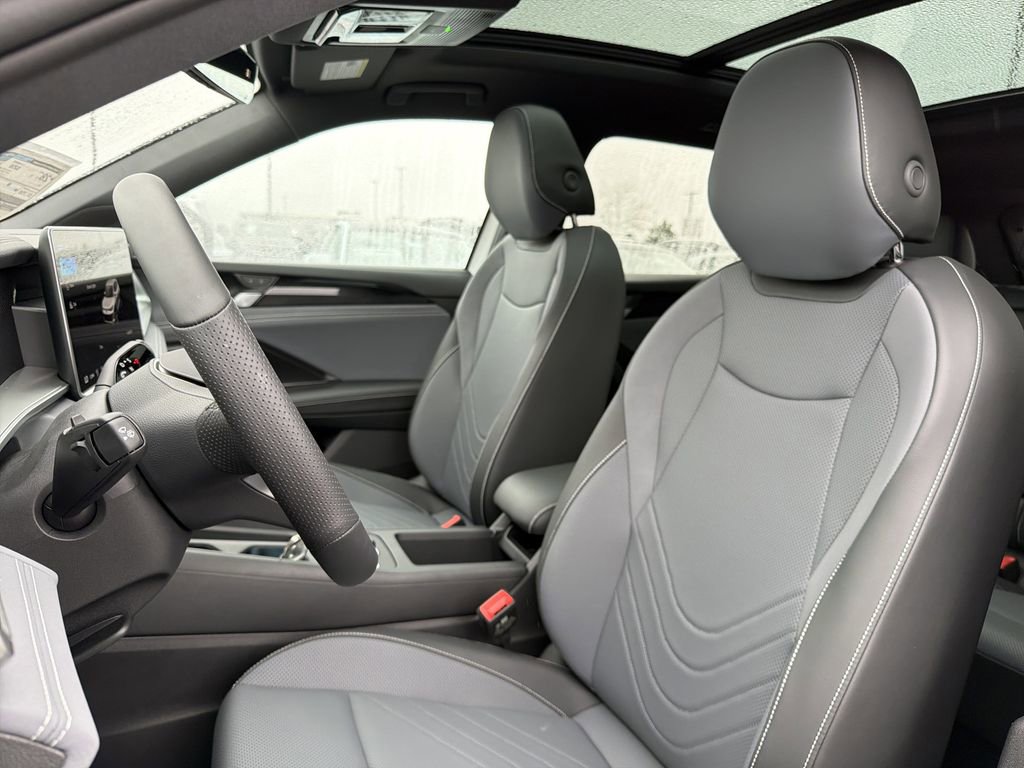 New 2026 Volkswagen Tiguan SE R-Line image 12